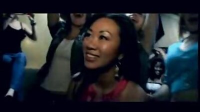 ಬಾಸ್ ವಿರಾಮ ತೆಗೆದುಕೊಂಡು ತನ್ನ ಹೊಸ ಕಾರ್ಯದರ್ಶಿಯನ್ನು ಬಡಿದೆಬ್ಬಿಸಲು ನಿರ್ಧರಿಸಿದರು