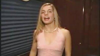 ದೊಡ್ಡ ಕೊಳ್ಳೆ ಹೊಡೆಯುವ ಹುಡುಗಿ ದೊಡ್ಡ ಡಿಕ್ ಅನ್ನು ಸವಾರಿ ಮಾಡುವಲ್ಲಿ ಪರಿಣಿತಳು