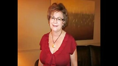 ಗ್ಲಾಮರ್ ಗರ್ಲ್ ಟೆಗನ್ ಜೇನ್ ತನ್ನ ಟಿಟ್ಸ್ ಮತ್ತು ಕಂಟ್ ಜೊತೆ ಆಡುತ್ತಾಳೆ