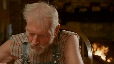 ಶನೆಲ್ ಪ್ರೆಸ್ಟನ್ ಜೆನ್ನಾ ಸಟಿವಾ ಜೊತೆ ಪುಸಿಯನ್ನು ಮೃದುವಾಗಿ ತಿನ್ನುತ್ತಾನೆ