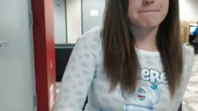 ಕುಲಕಸುಬು MILF ಅದ್ಭುತ ಲೈಂಗಿಕ ಪ್ರಪಂಚದ ದಡ್ಡ ವ್ಯಕ್ತಿಯನ್ನು ಪರಿಚಯಿಸುತ್ತದೆ